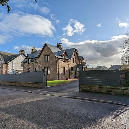 Cambeth Lodge Inverness Exterior photo