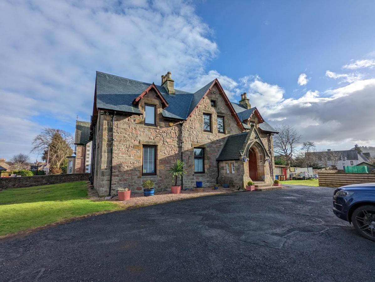 Cambeth Lodge Inverness Exterior photo